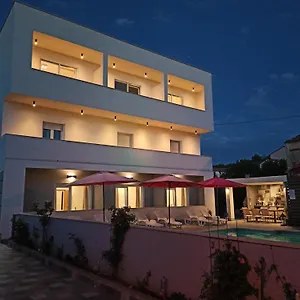 Apartmant & Rosa Medulin Kroatien